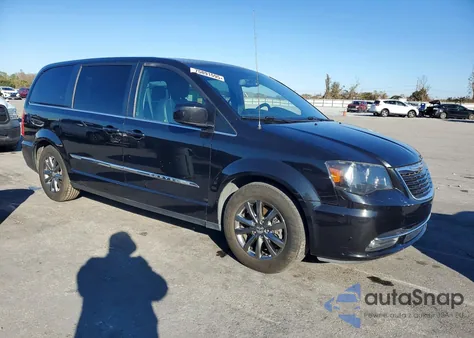 2015 Chrysler Town & Country S from USA, damaged, VIN 2C4RC1HG0FR743214